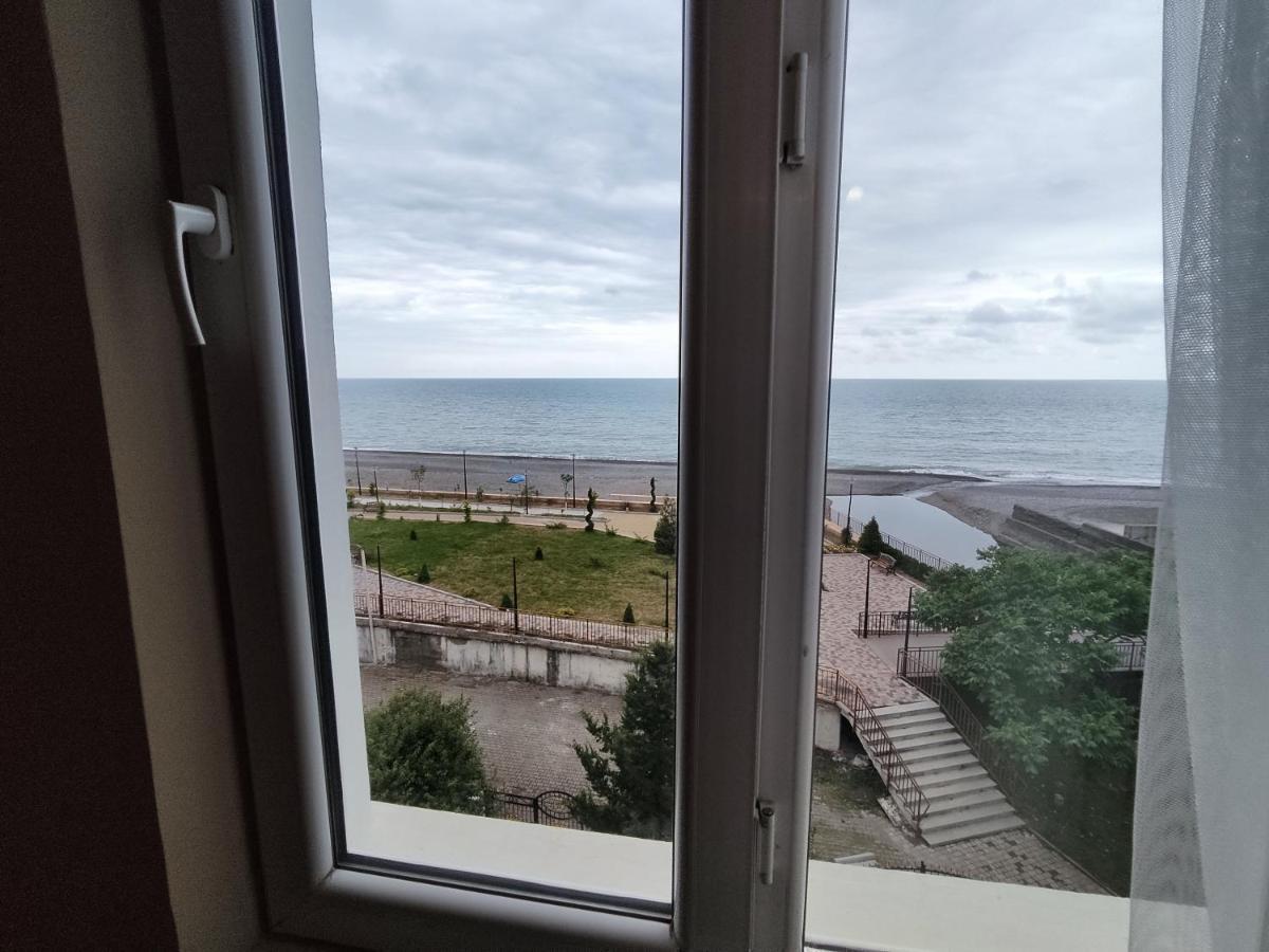 Guesthouse White Swan Kobuleti Exteriér fotografie